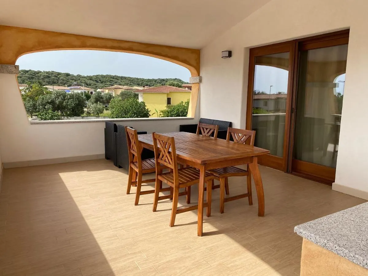 Casa vacanze villetta con terrazza Posada  Italia